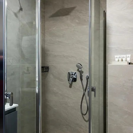 Daire F-apartments - Emperor Size Bed, Center, Contactless *