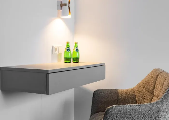 F-apartments - Emperor Size Bed, Center, Contactless דירה *