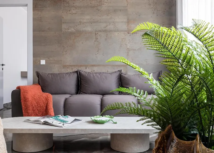 F-apartments - Emperor Size Bed, Center, Contactless *